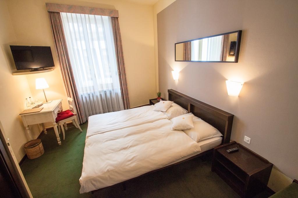 Hotel Schiff-Battello Ascona Extérieur photo